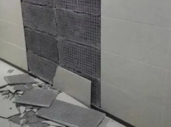 莱山瓷砖空鼓维修公司分享下莱山墙砖松动维修的知识